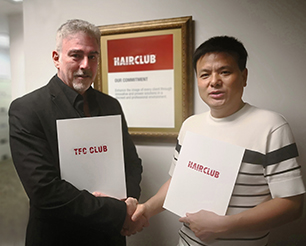 唐利民,增發技術 HAIRCLUB執行執行官Frank和唐總合影